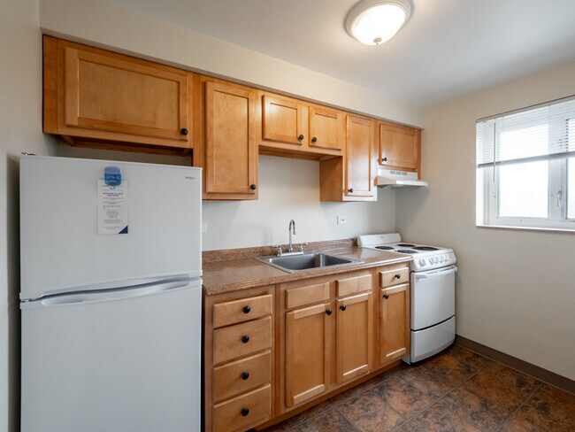 Photo - Perry Manor Apartments