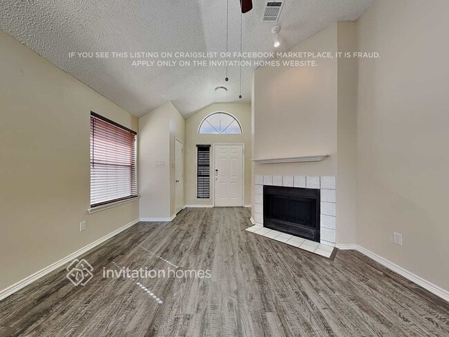 Photo - 6736 Driffield Cir E