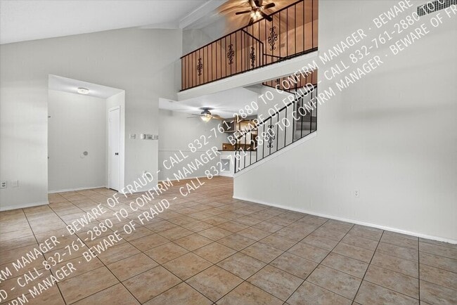 Photo - 2031 Towngate Dr