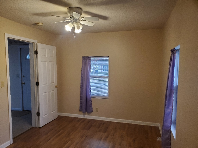 Photo - 1533 Prairie St