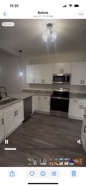 kitchen - 548 Timbercrest Cir SE