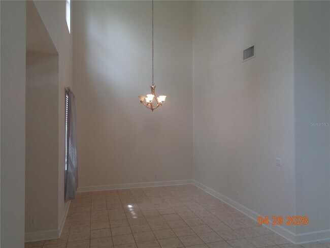 Photo - 210 Woodhouse Ln