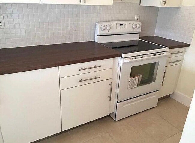 Photo - 1290 NE 119th St Unit 1B