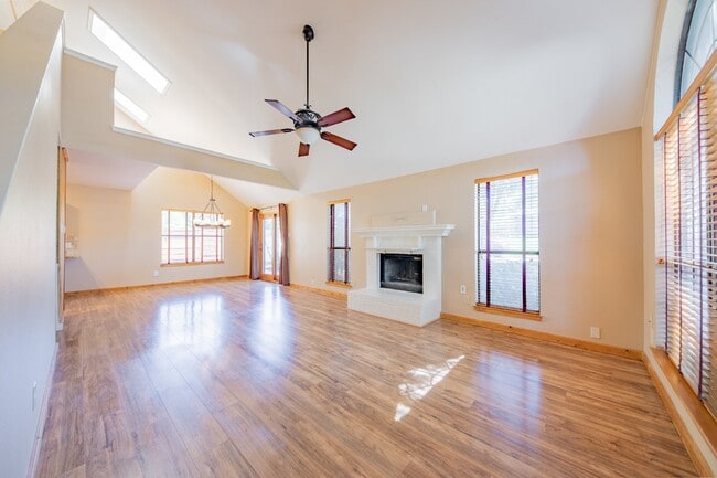 Photo - Charming 3-Bed Home by downtown Grapvine