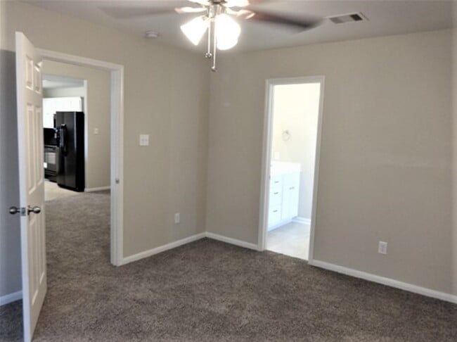 Photo - 6823 Manor Terrace Ln