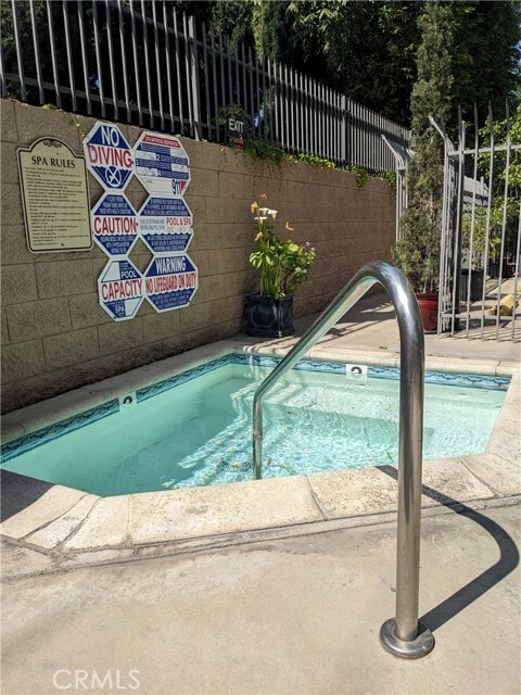 Photo - 11162 Camarillo St Unidad 206