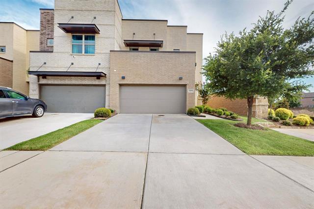 Photo - 1077 Maverick Dr