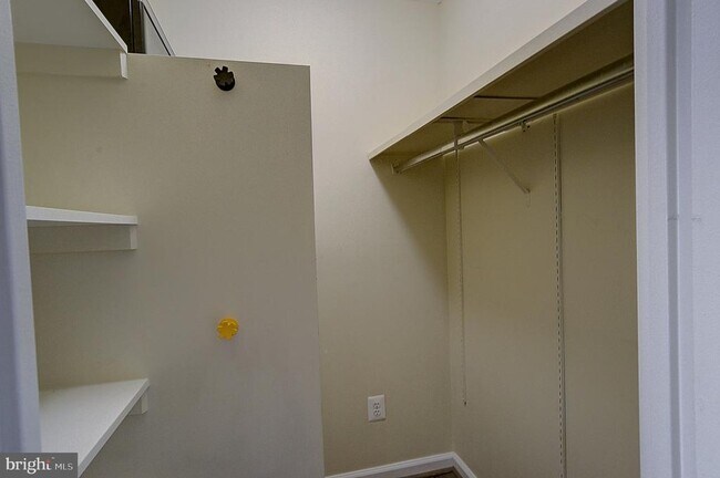 Photo - 5225 Pooks Hill Rd Unit 1511N