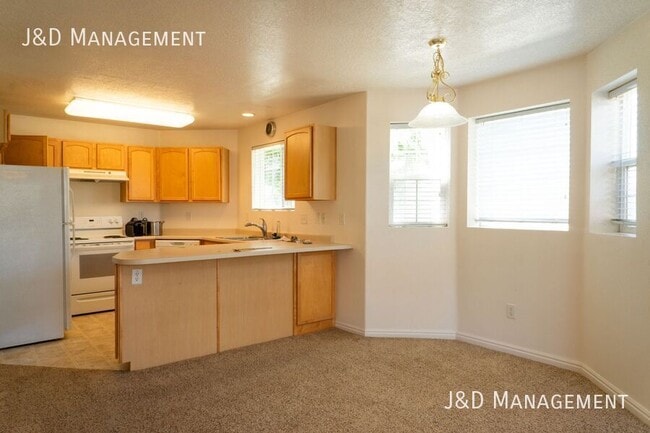 Building Photo - 1645 Vivante Way Rental