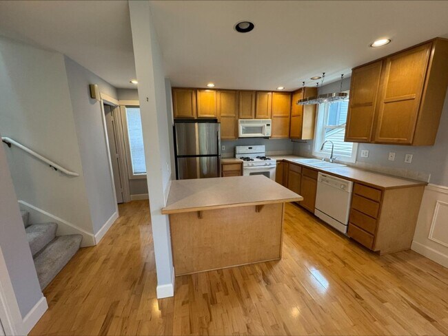 1413 NW 60th St