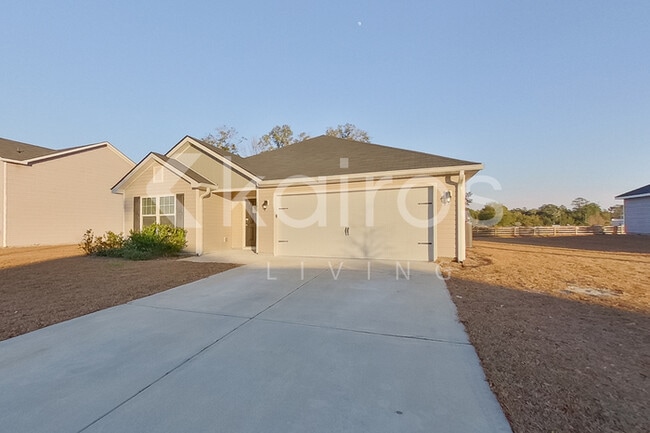 Photo - 103 Ebenezer Blf Wy