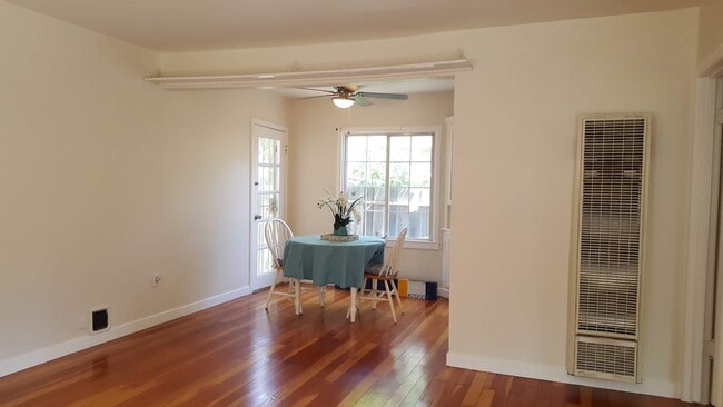 Photo - 627 Rose Ave