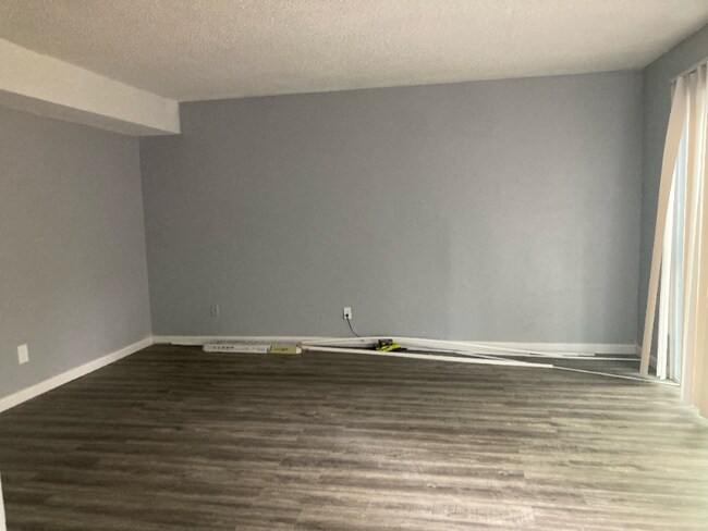 Photo - 100 Lewis Dr Unidad 3D