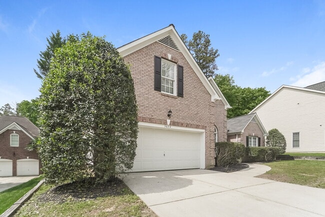 Photo - 3632 Arklow Rd