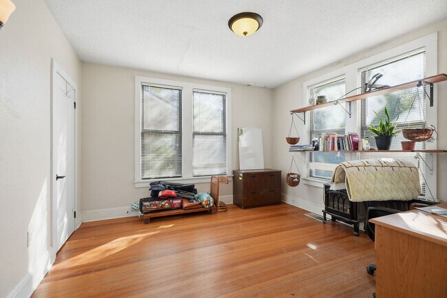 Photo - 2317 18th St