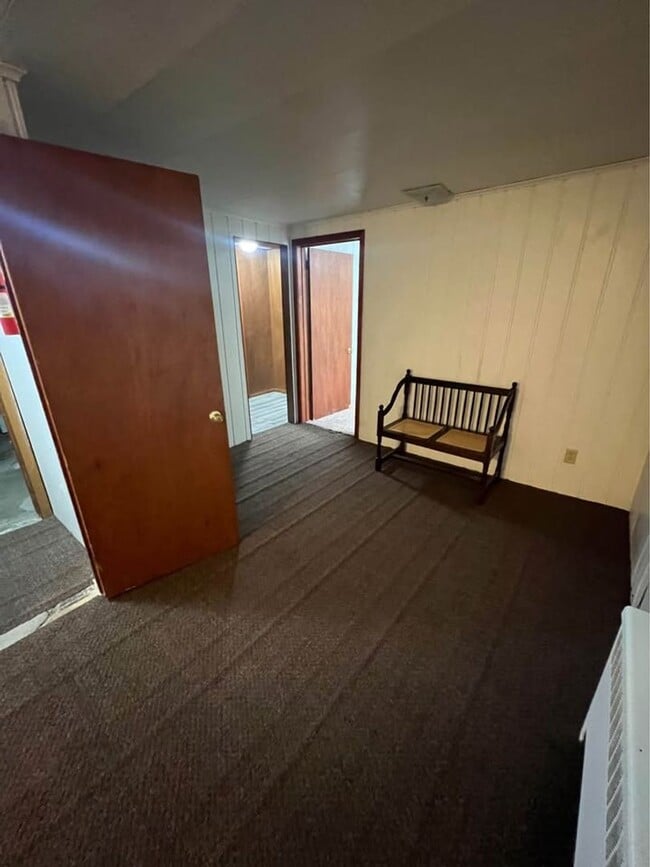 Photo - 1024 S Washington St Unit 2 Downstairs Apartment