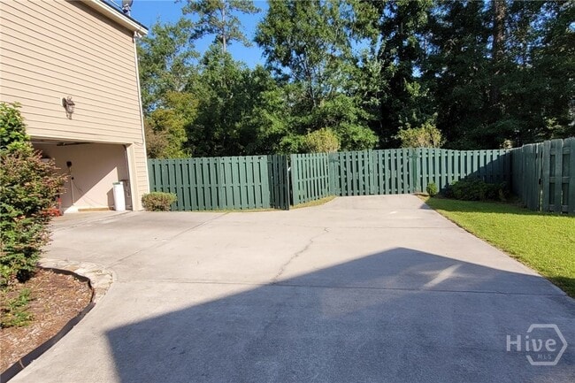 Photo - 60 Teachers Row