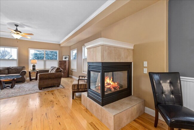 Photo - 1433 E Hays St Unit ID1324053P