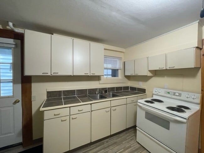 Photo - 81 Summit Ave Unit 1