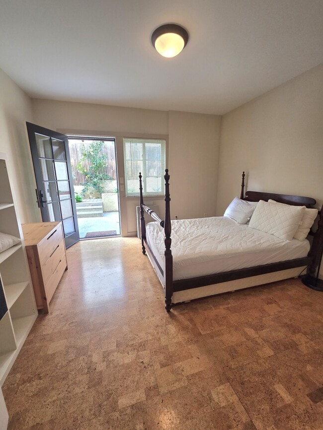 Photo - 2459 Hilgard Ave