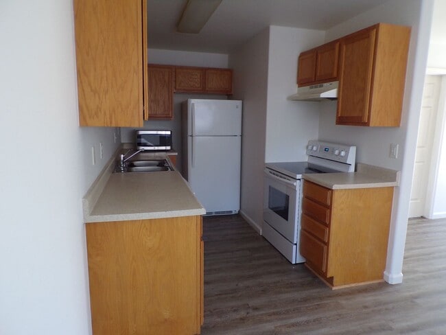 Photo - 285 Dalton St