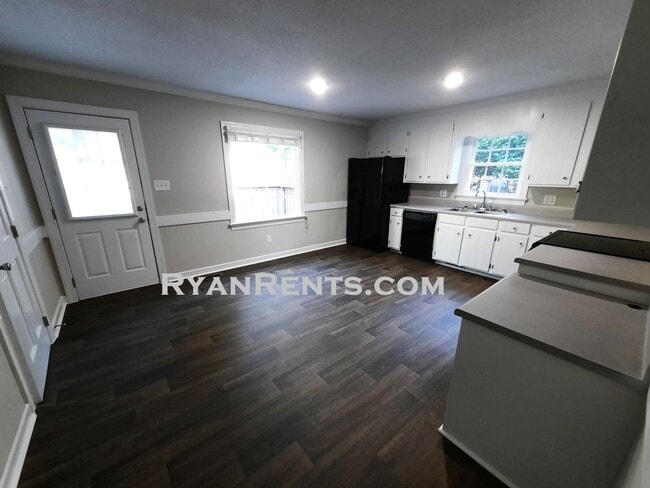 Photo - 1717 Old Barn Rd