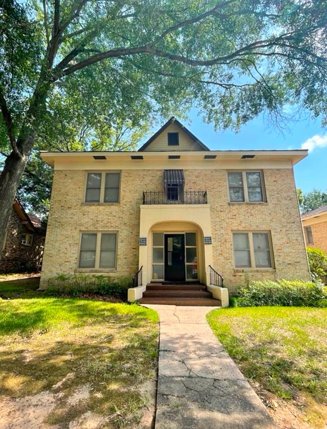 Building Photo - 607 Kirby Pl Unit 607