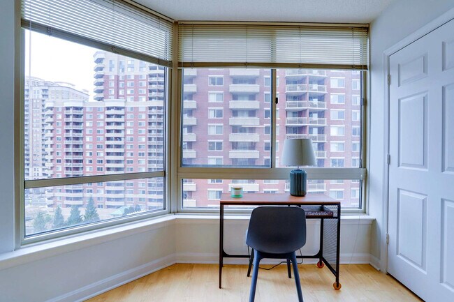 Photo - 901 N Pollard St Apartamento Unidad FL10-ID1022330P