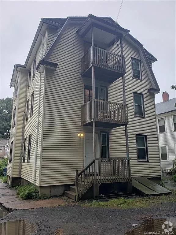 Building Photo - 41 Prescott St Unit 2nd Floor Rental