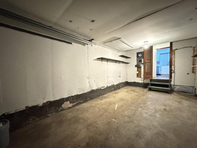 Photo - 1044 S Main Ave