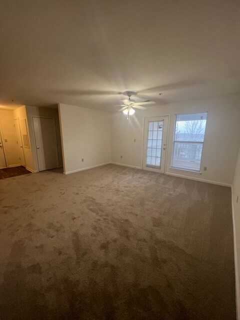Photo - 33 Hamiltons Harbor Dr