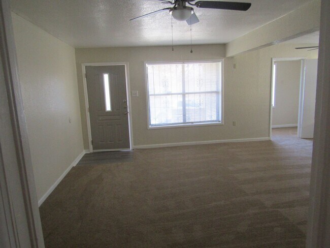Photo - 3 bedroom 2 bath home
