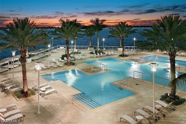 Photo - 3000 Oasis Grand Blvd Unit 401