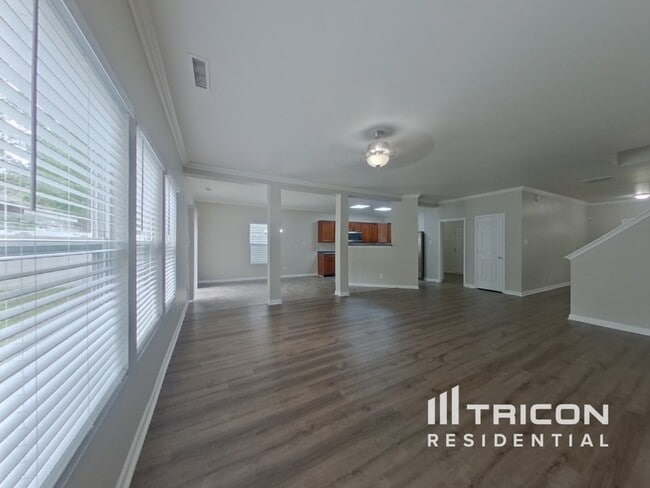 Photo - 2069 Durand Rd