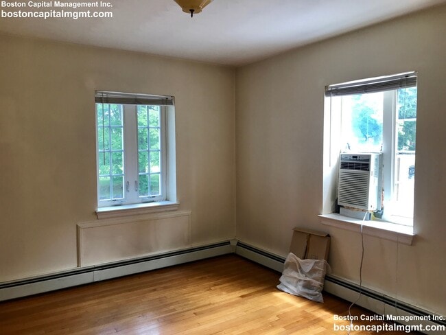 Photo - 8 Mt Ida St Unit 2