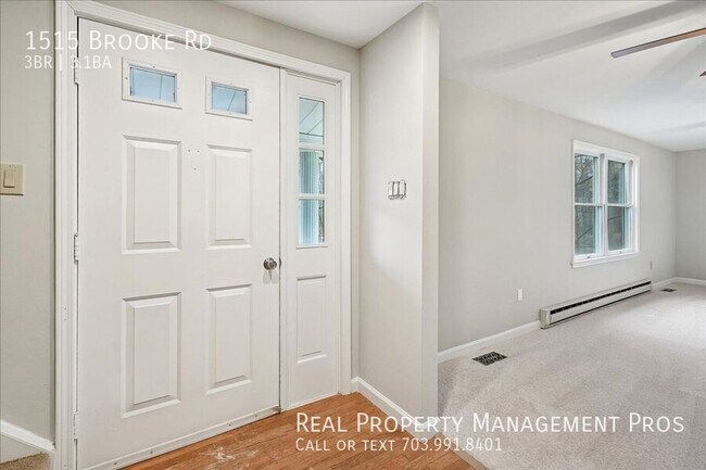 Photo - 1515 Brooke Rd