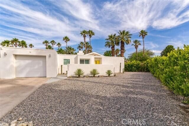 Photo - 1340 E Gem Cir House