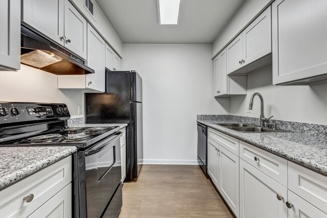 Building Photo - Whitney Manor Rental