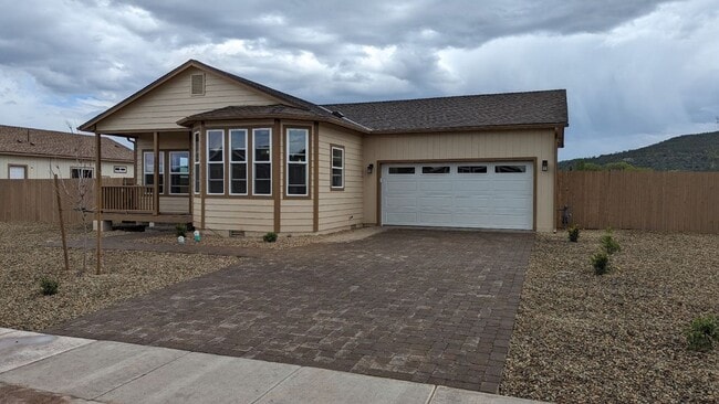 Building Photo - Great Williams Home for Rent