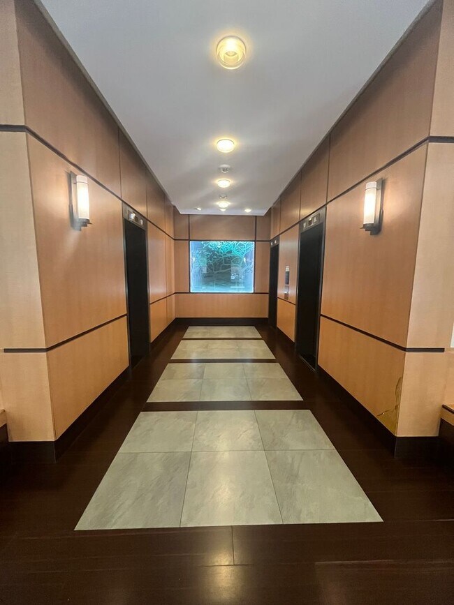 Photo - 307 Yoakum Pkwy Unidad 307 Yoakum Parkway #809