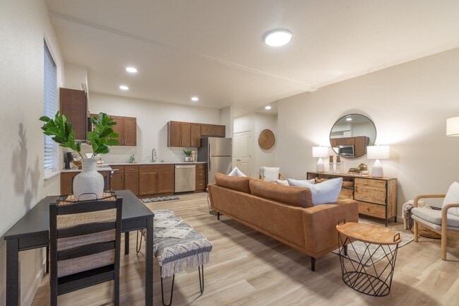 Photo - Anderson Court