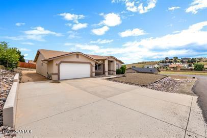 4901 N Reavis Dr