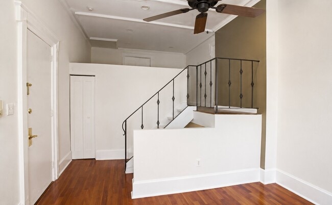 Photo - 1830 Green St Unit 1F
