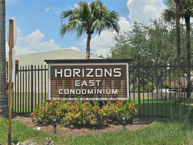 Photo - 8075 SW 107th Ave Unidad 114