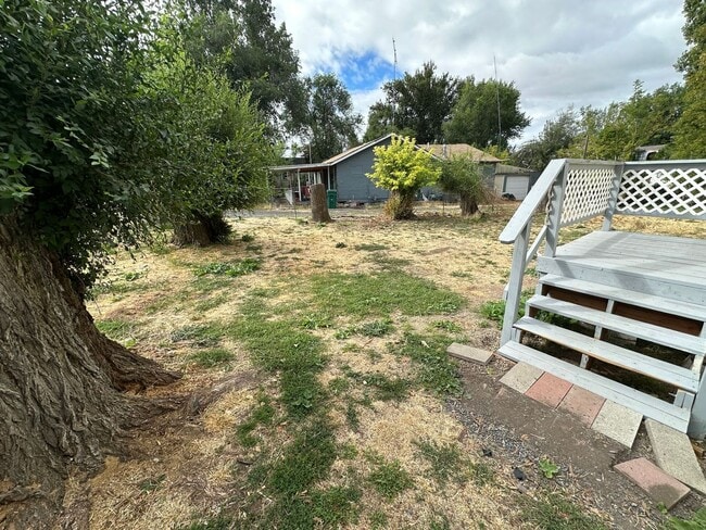 Photo - 1546 Gary St