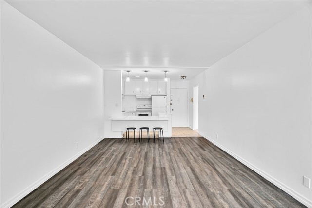 Photo - 320 S Gramercy Pl Unit 302