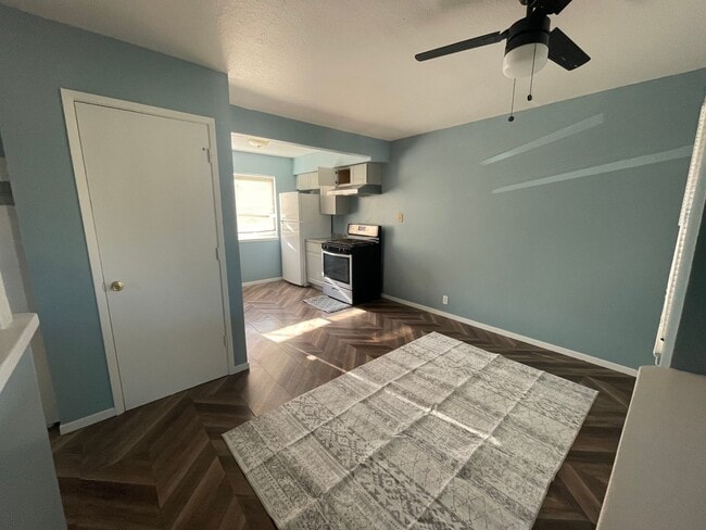 3319 Mensch Ct Unit C