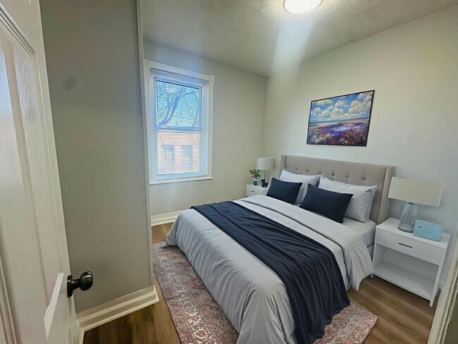 Photo - Refreshed 3bd/1bth House with Rear yard!! SECTION 8 ONLY!!