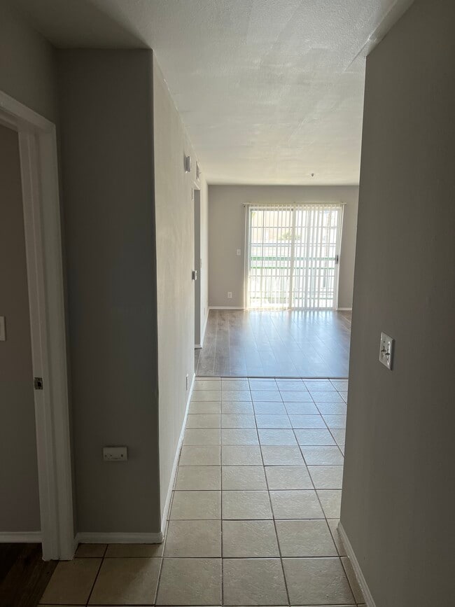 3861 Vinton Ave Unit 305