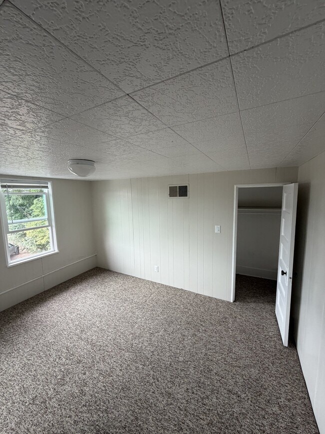 261 N 100 E Unit 2